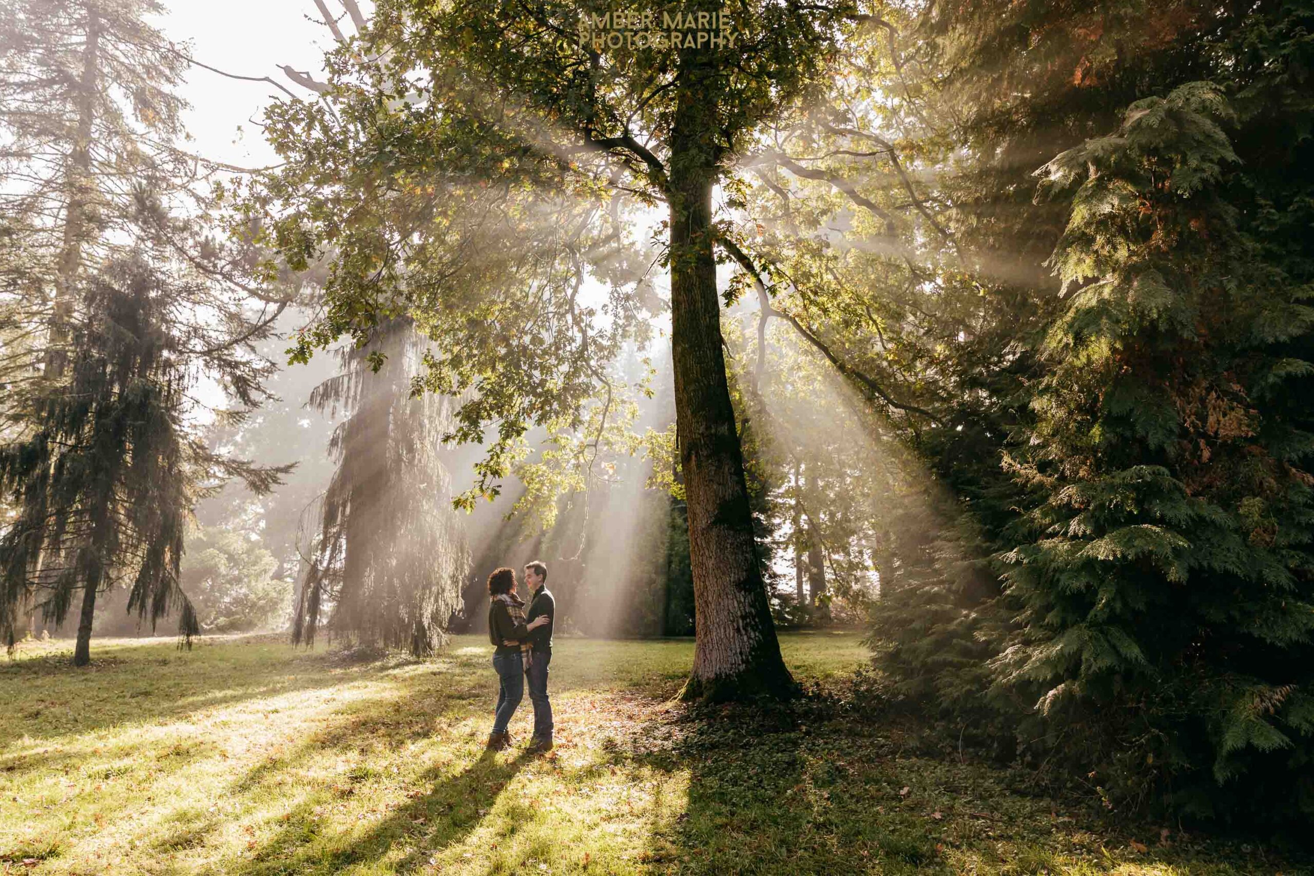 Westonbirt engagement photography by creative cotswold wedding photographer